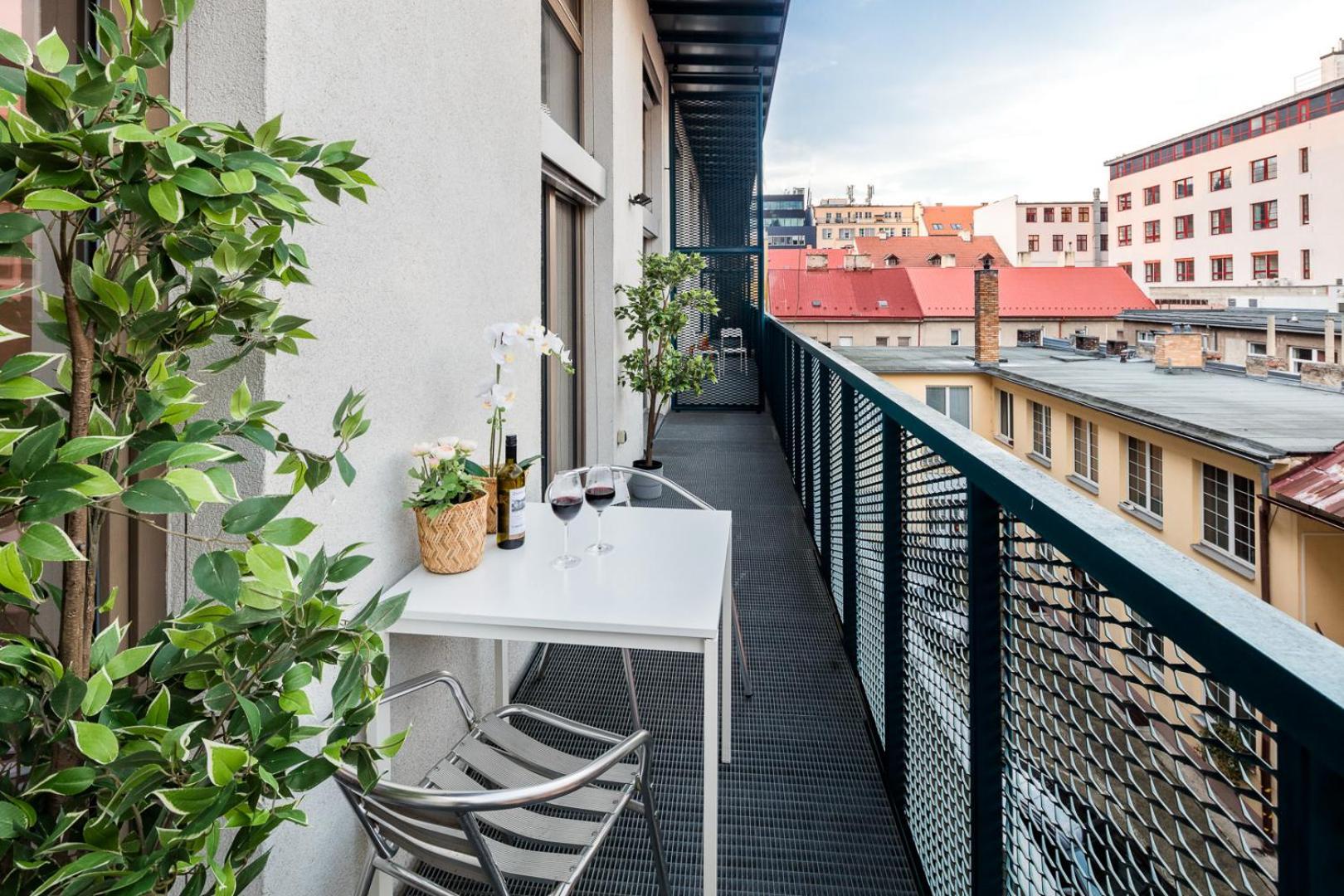 Apartments With Large Balcony, Parking Prague Exterior photo