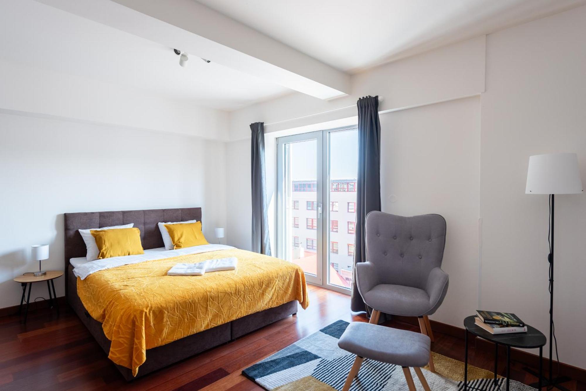 Apartments With Large Balcony, Parking Prague Exterior photo