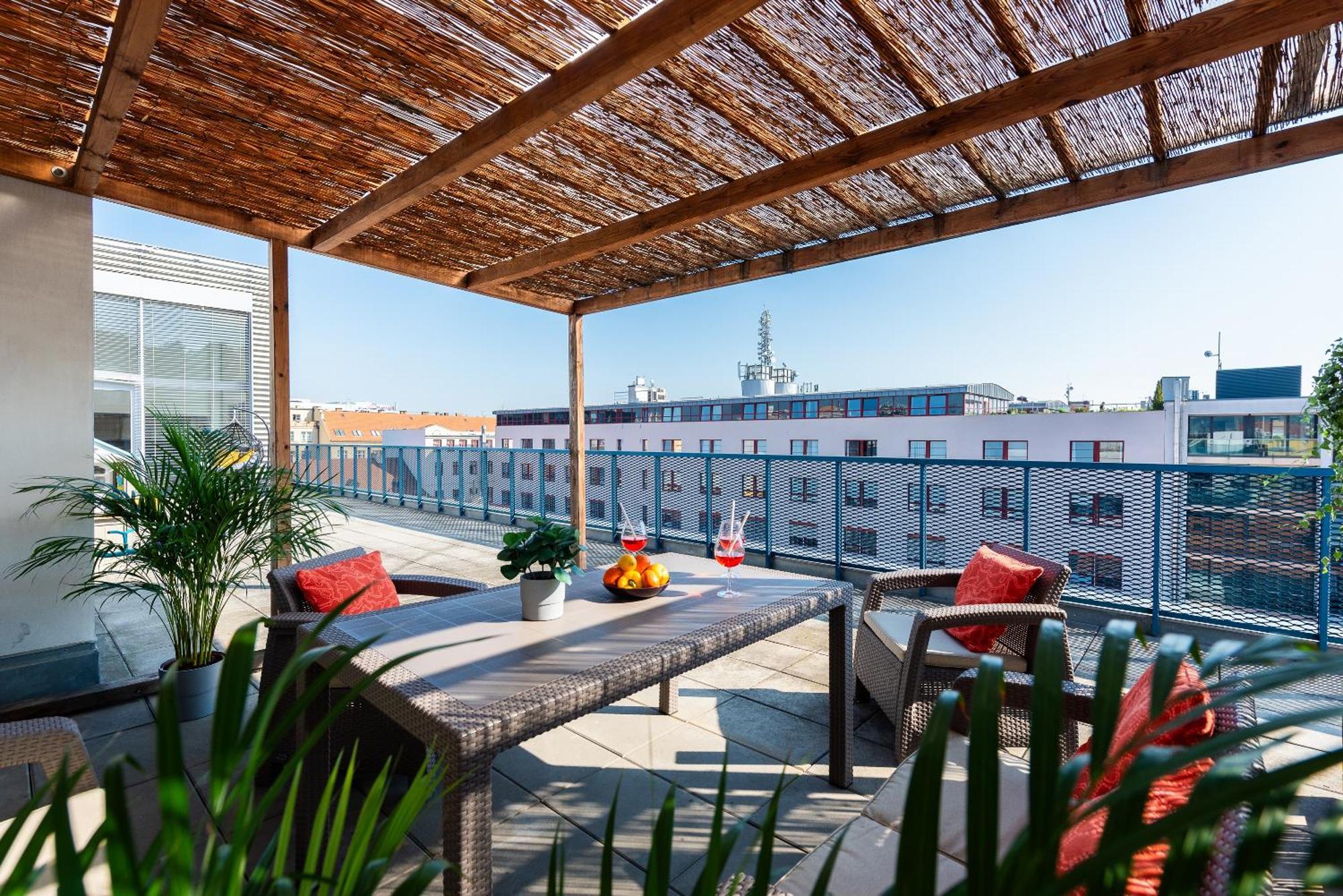 Apartments With Large Balcony, Parking Prague Exterior photo