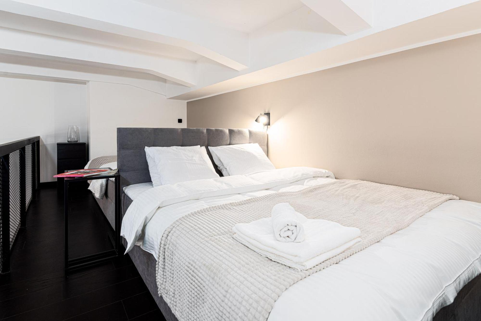 Apartments With Large Balcony, Parking Prague Exterior photo