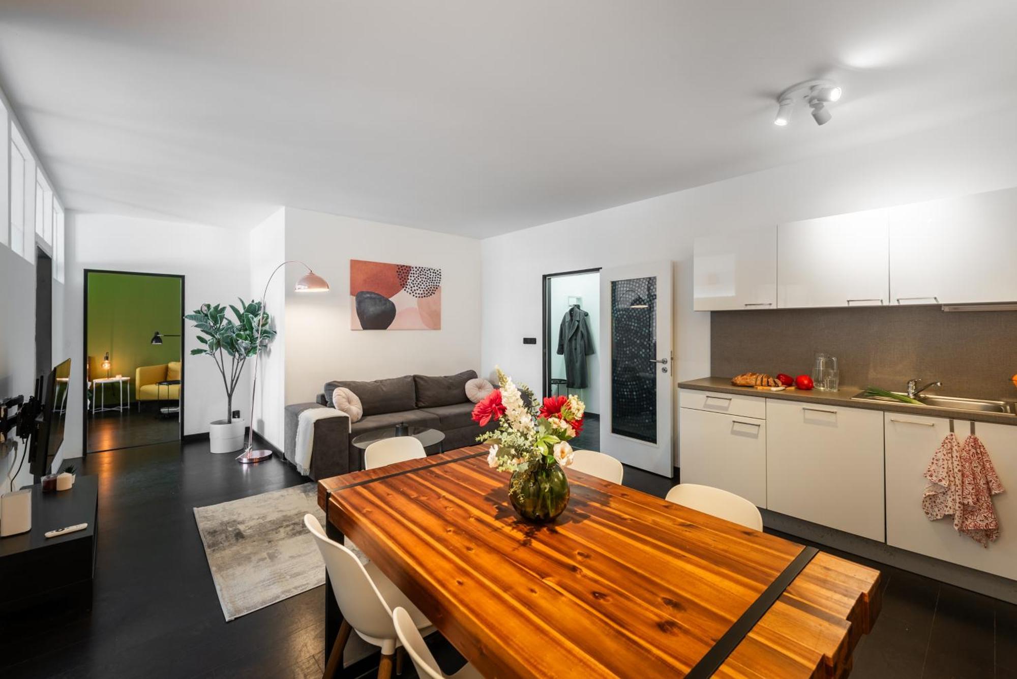 Apartments With Large Balcony, Parking Prague Exterior photo